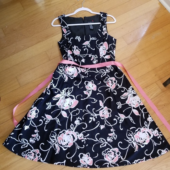 Scarlett Dresses & Skirts - Scarlett Cocktail Dress Size 8